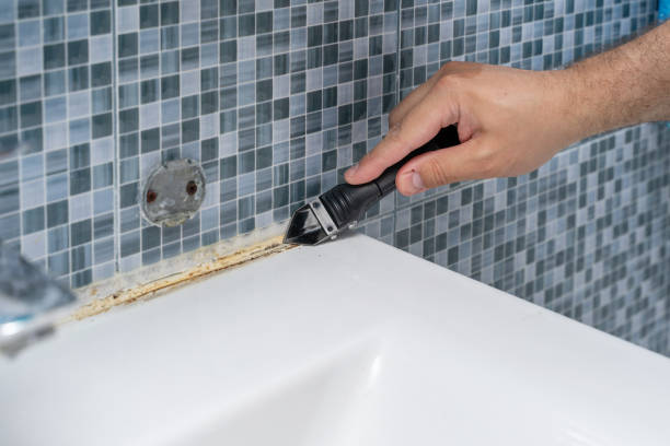 Best Water Damage Restoration  in Lake Arrowhead, ME